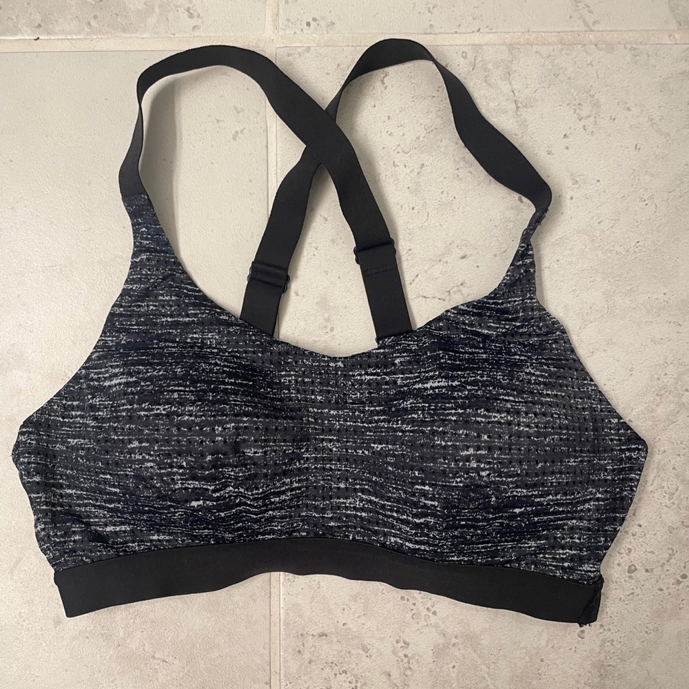 Victoria’a Secret Sports Bra